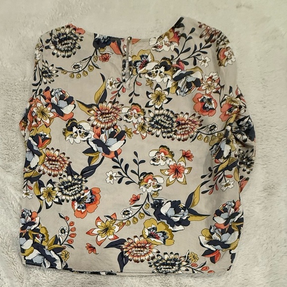 ONLY Size 38 US Medium Beige/Floral Short Shirt 3/4 Sleeves - Picture 2 of 5